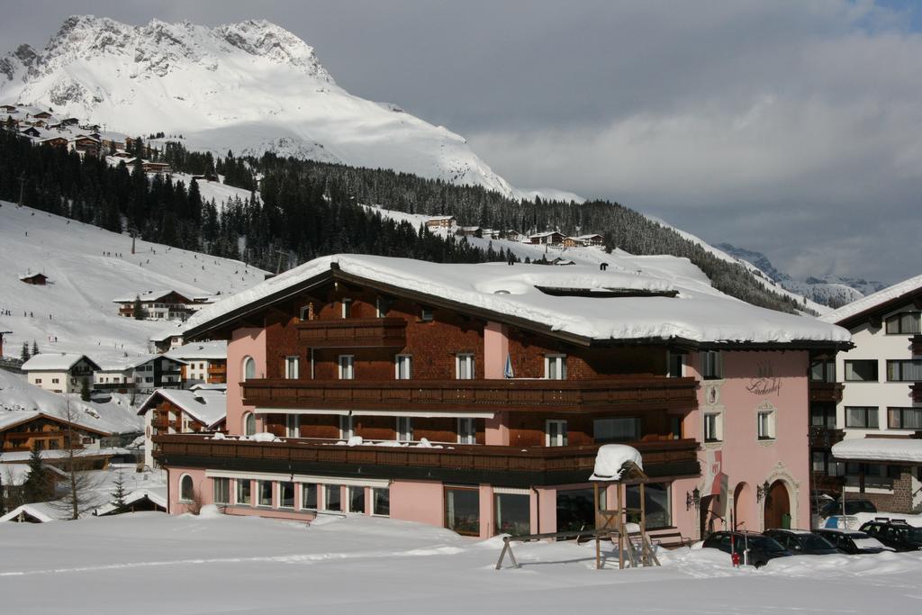 לך אם ארלברג Hotel Garni Laerchenhof מראה חיצוני תמונה