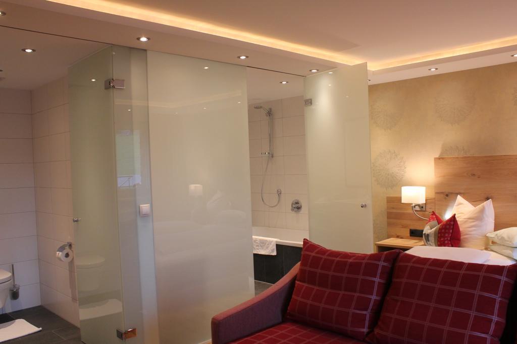 לך אם ארלברג Hotel Garni Laerchenhof חדר תמונה